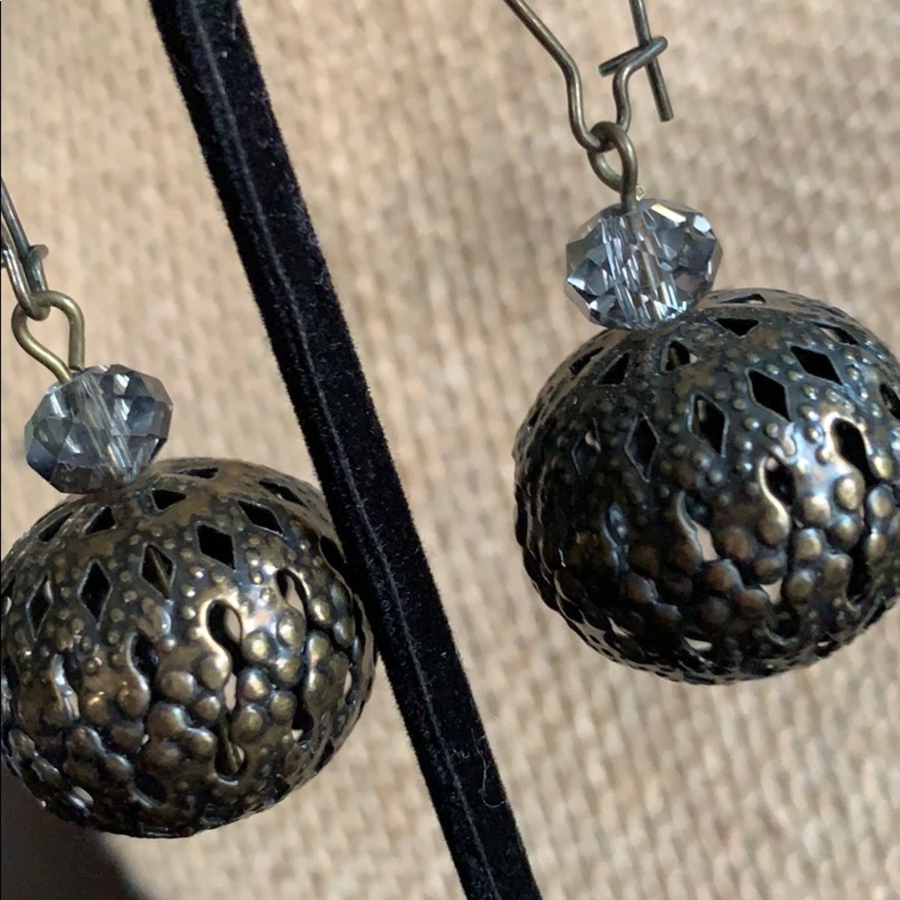 Antique gold plunder earrings